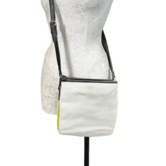 Vince Camuto Neve Crossbody Bag Snow White & Citron Yellow Pebbled Leather - Picture 15 of 16